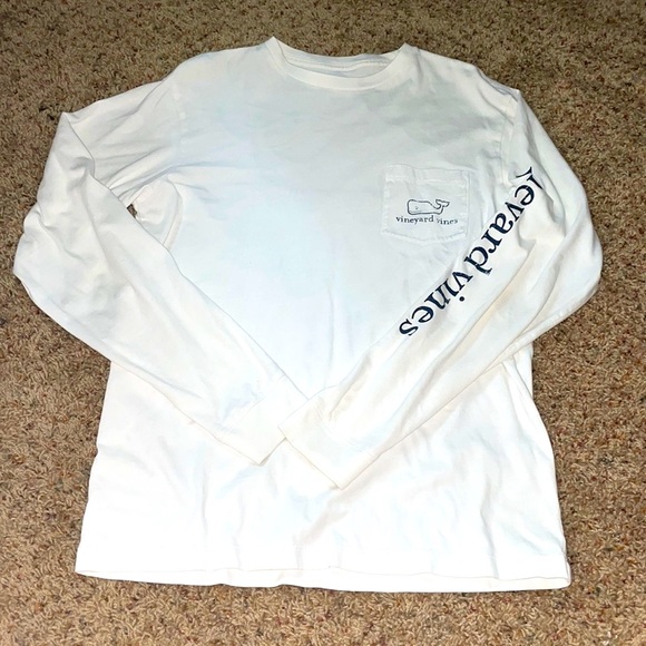 Vineyard vines pocket tee - Picture 1 of 3